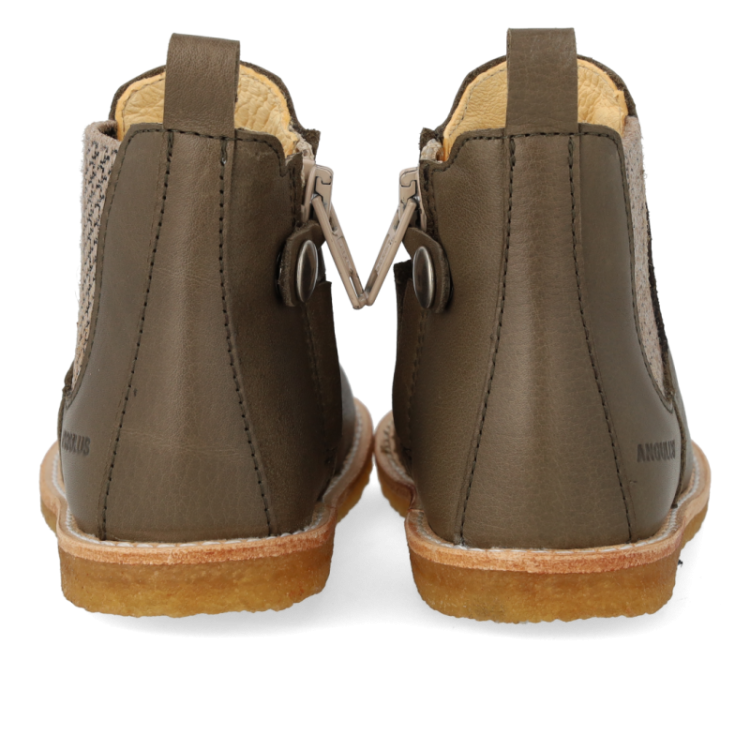 classic chelsea boot forrest check e