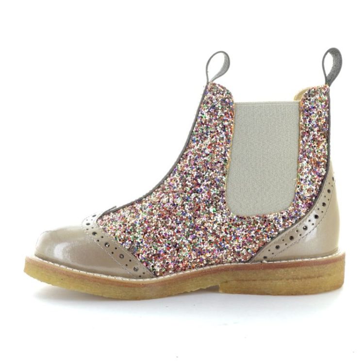 chelsea boot w brogue lace pat nougat