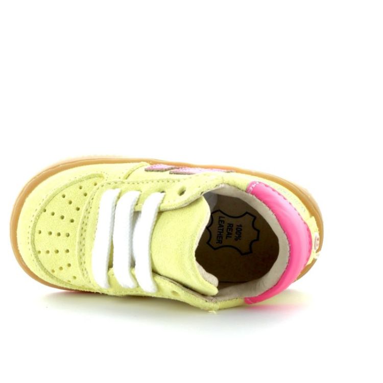 eerste stapper M yellow pink